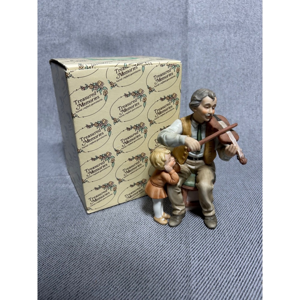 Enesco Treasured Memories Figurine Play Another One Grandpa 60127 Porcelain